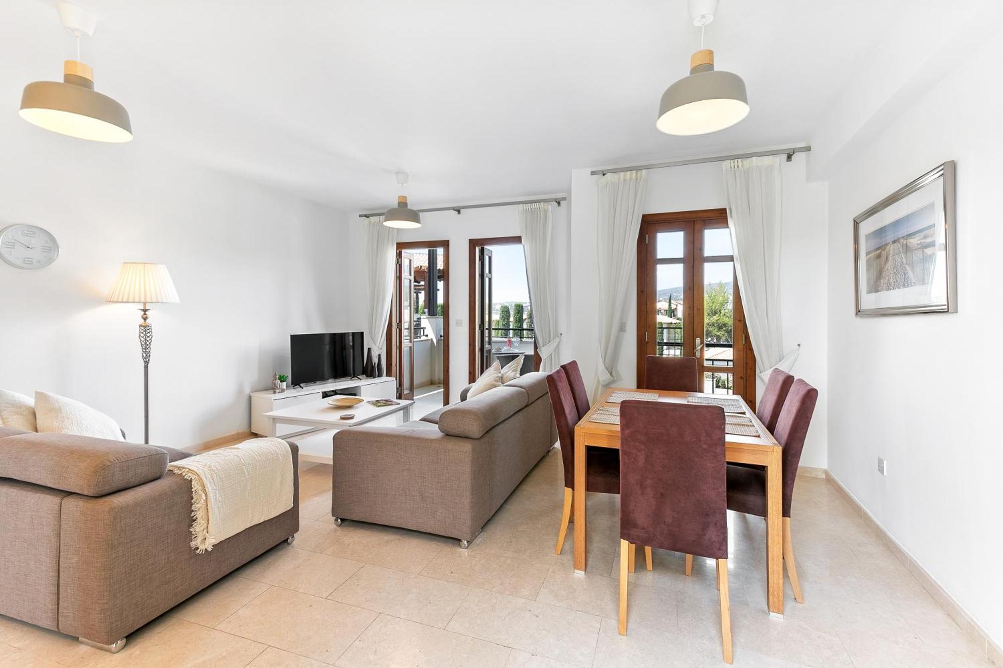 2 Bedroom Apartment Chloe With Communal Pool, Aphrodite Hills Resort 库克里亚 外观 照片